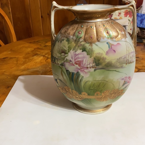 - Antique nippon moriage vase - Picture 1 of 7